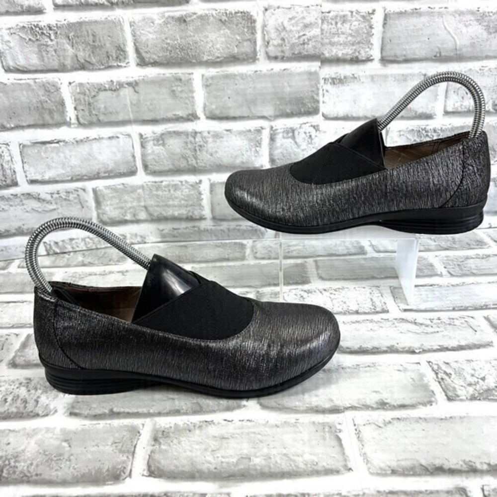 Dansko Ann Flats Women’s Size 37 -US 6.5/7 Silver -Black Leather Comfort Shoes